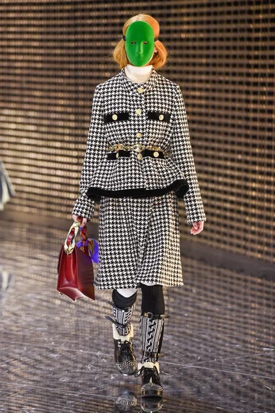 Look 21